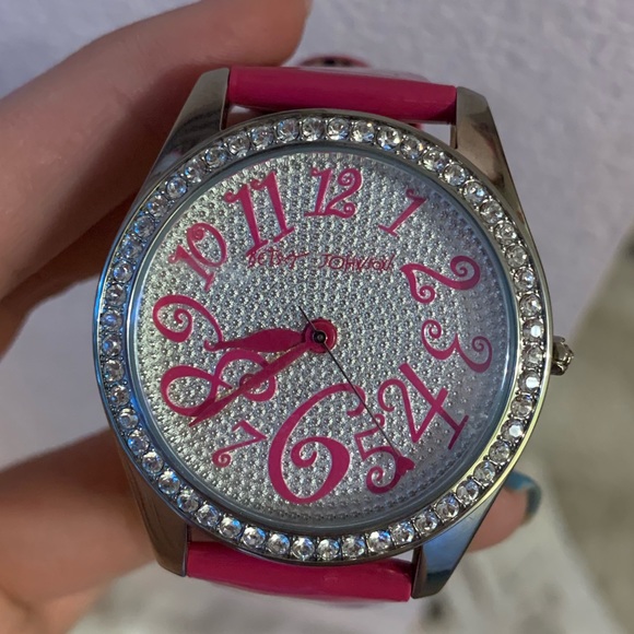 Betsey Jonhson Watch - Picture 2 of 5